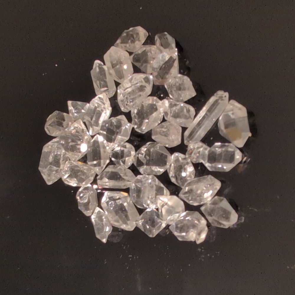 Herkimer Diamonds Lot Of 36 - Picture 5 of 6